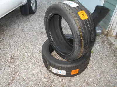 New Old Stock Pair of 265/45ZR20 104Y Continental ContiSportContact 5 SUV Never Mounted with origina...