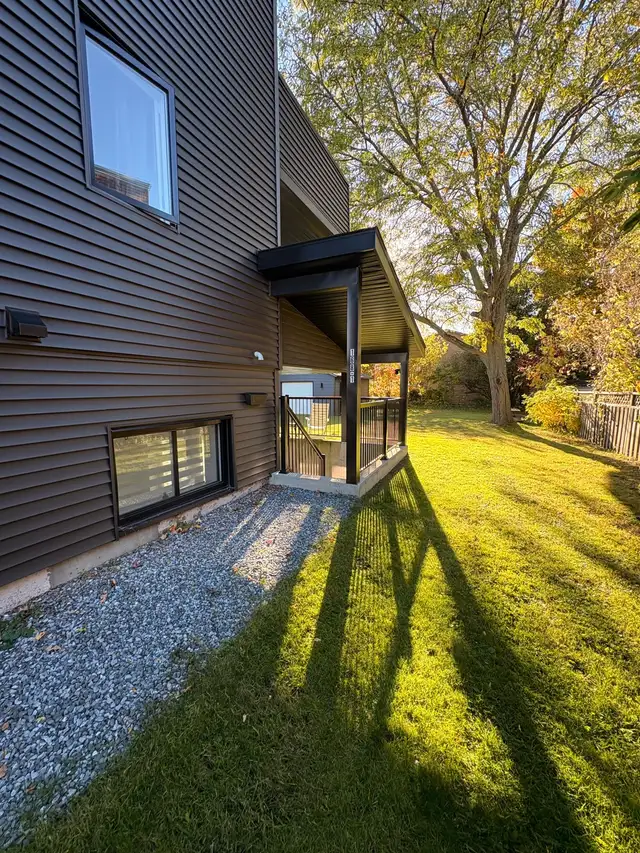 4 1/2 + garage à loué in Long Term Rentals in Granby - Image 3