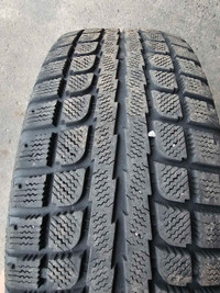 1x Maxtrek Winter Tire 205 55 16 - Orleans Pickup 