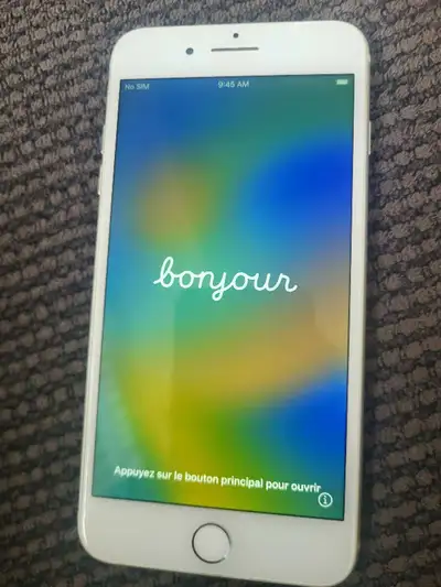 Iphone 8 plus Crackback phone Works good Negotiable on the price