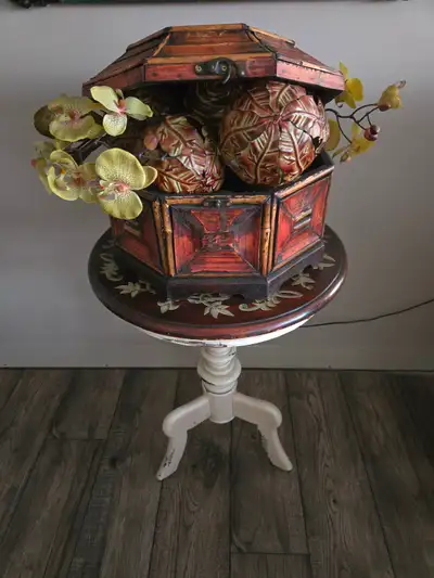 Art, table & chest, View more