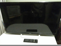 Haier 32"inTV/Monitor-32d3005 w/remote-HDMI exel.-cond.