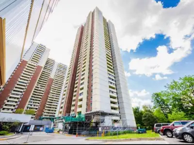 2 bedroom apartment at 19th floor. Corner position with south view. Only 8 units in each floor.. App...