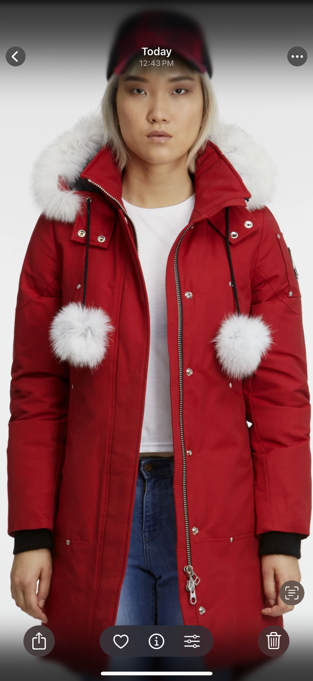 MOOSE KNUCKLES - ORIGINAL STIRLING SHEARLING TRIM PARKA in Women's - Tops & Outerwear in City of Toronto - Image 2