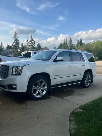 One owner, lady drivin and not smoked in. Good reliable vehicle and has not been in any accidents. A...