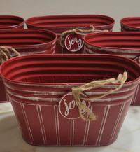 home Decoration basket/ buckets/ Tins/red