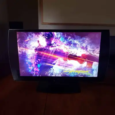 Selling a mint condition Sony PlayStation 3D Display, perfect for gamers and 3D enthusiasts. This 24...