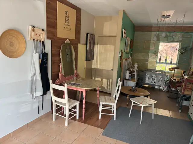 Local commercial à louer 812 Boulevard Ste-Geneviève in Commercial & Office Space for Rent in Saguenay - Image 5
