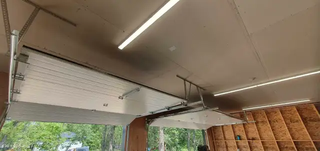 Garage Door ( Overhead door) services and repair same day!!!62863721360259123