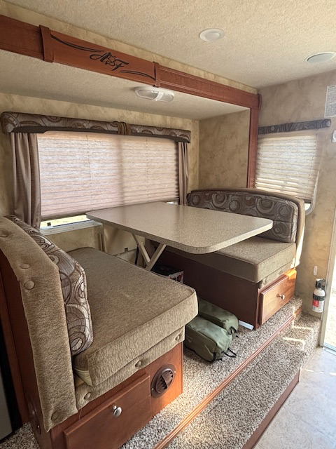 2015 Northwood Arctic Fox 811 Truck Camper in Travel Trailers & Campers in Lloydminster - Image 14