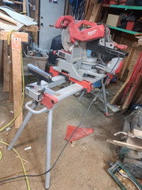 Milwaukee sliding dual bevel 12” Compound mitre saw & Stand