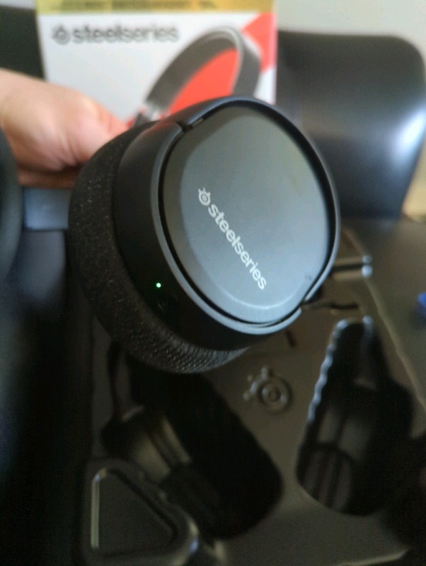 Steel series arctis 1 wireless gaming headphones Speakers, Headsets