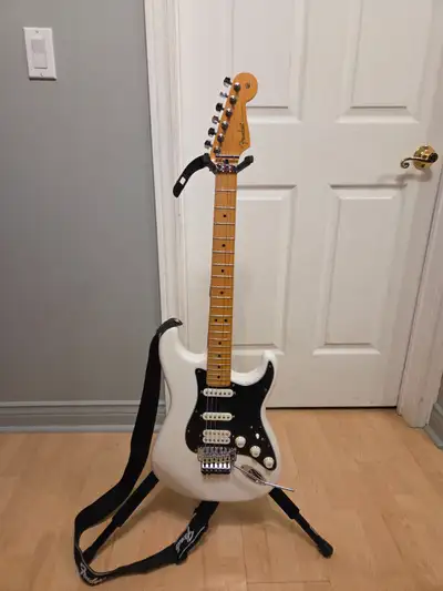 Fender Player Stratocaster HSS Floyd Rose with PRS gig bag $1100, View more