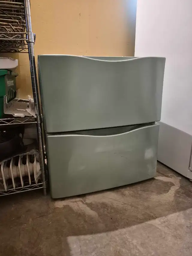 washer and dryer pedestals  in Washers & Dryers in Kamloops - Image 5