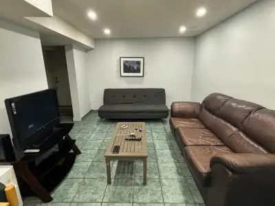 2 Bedroom Basement Apartment – $1,850/Month – Private Entrance Spacious and clean 2-bedroom basement...