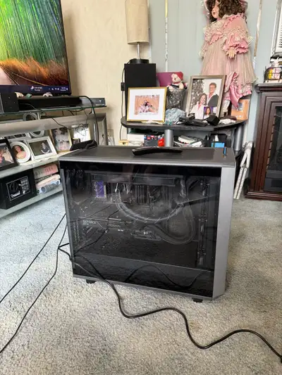 I have a custom built Gaming PC for sale. The specs include a Gigabyte Aorus GeForce RTX 4090 Xtreme...