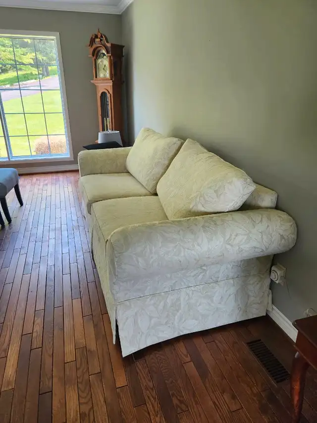 FURTHER REDUCED immaculate Canadian made white couch in Couches & Futons in Belleville - Image 3