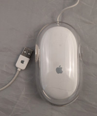 Vintage Apple mouse Model M5769 (clear plastic)