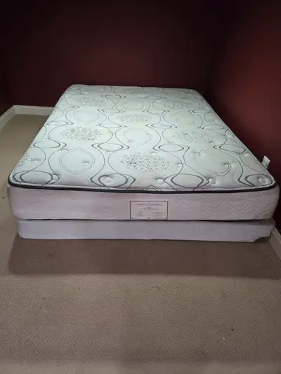 Queen Therapeutic Mattress & Box Spring – Excellent Condition!, View more