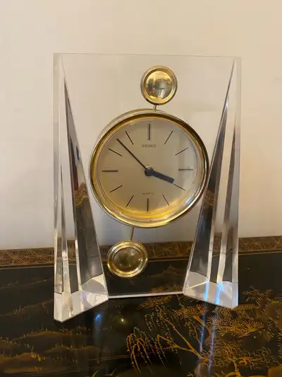 Vintage Seiko quartz double pendulum mantle clock., View more