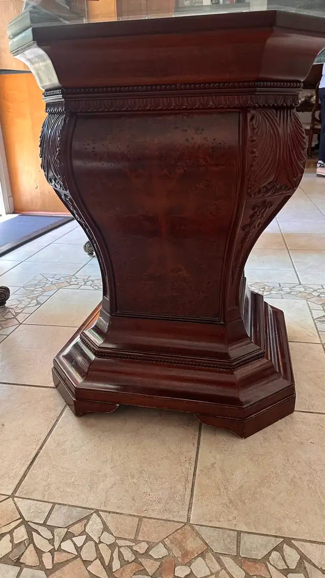 Round Glass Top Dining Table with Carved Wood Pedestal Base in Dining Tables & Sets in City of Toronto - Image 2