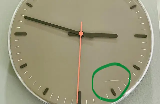 Richmond Hill- used IKEA Svajpa wall clock in Home Décor & Accents in Markham / York Region - Image 3