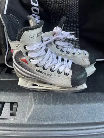 Youth Bauer ice hockey skates size 11 kids Bauer , sharpene, View more
