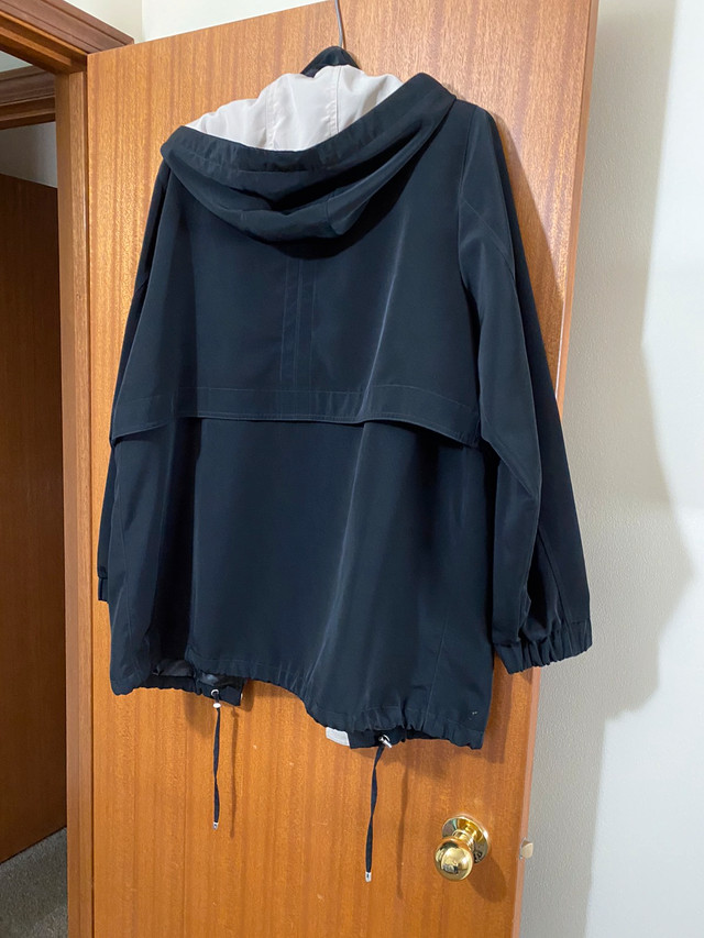 Ladies Spring and Fall jacket/coat Black large  in Women's - Tops & Outerwear in Winnipeg - Image 2