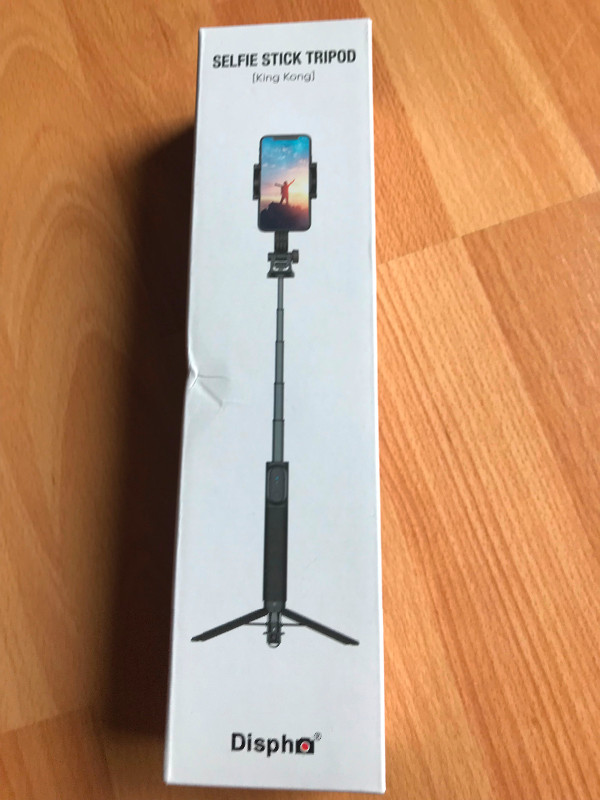Selfie stick tripod in Other in North Bay