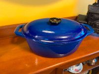 Vintage Two Tone Blue Cast Iron Enameled Oval Dutch Oven