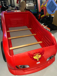 Lightning McQueen Cars twin bed frame