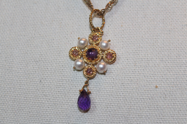 Multi gem/pearl pendant in Jewellery & Watches in Edmonton