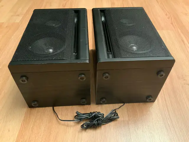 speakers in General Electronics in Markham / York Region - Image 3