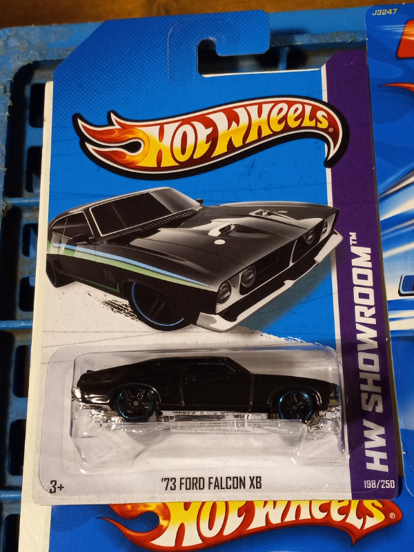 Hot Wheels Rare Error/Variation Cars Corvette,Falcon,Shaker Lot in Toys & Games in Trenton - Image 2