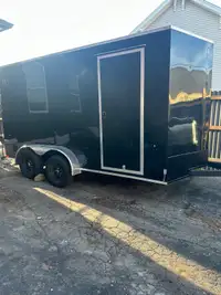 Enclosed trailer 