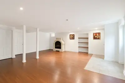 Bright & Spacious 1-Bedroom Basement Apartment in Richmond Hill
