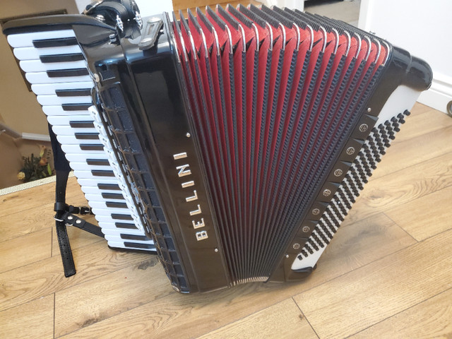 Bellini Piano Accordion LMMH  Double Cassot Key 120 Bass - Black in Pianos & Keyboards in Kitchener / Waterloo - Image 3