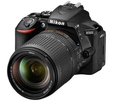 Nouveau prix Nikon d5600  + obj 70-300 mm F4.5 DX dans Appareils photo et caméras  à Trois-Rivières