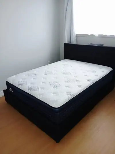 Mattress Quee Size - Excellent Condition, View more