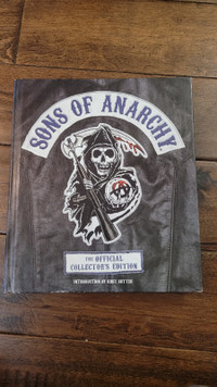 Sons of Anarchy (harcover book about the show)