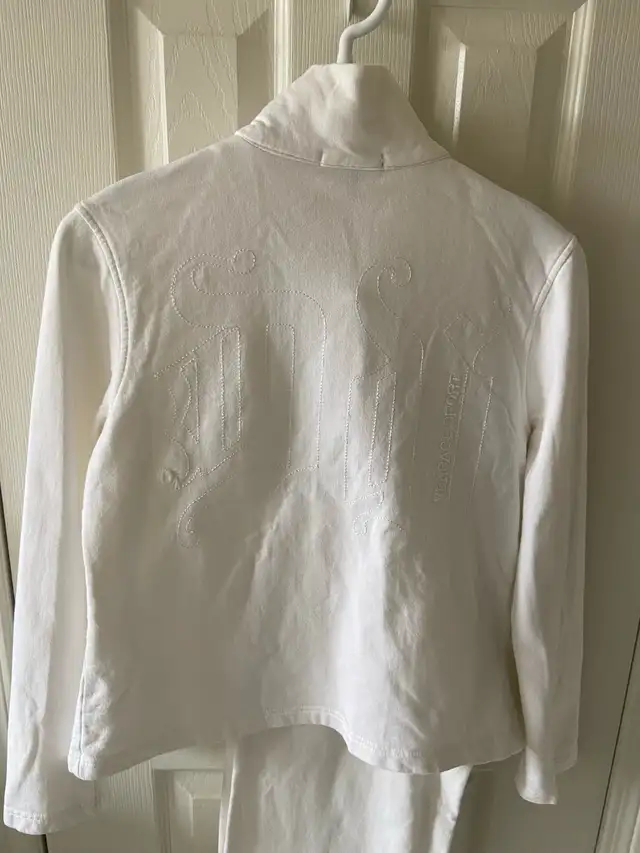 Versace women’s tracksuit size XS  in Multi-item in Markham / York Region - Image 4