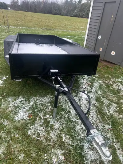 Prendrais echange contre bateau/ chaloupe de peche ou vtt ou side by side ou vehicule 4x4 ou offrez...