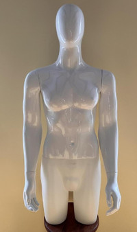 Mannequin Homme, en fibre de verre blanc lustré