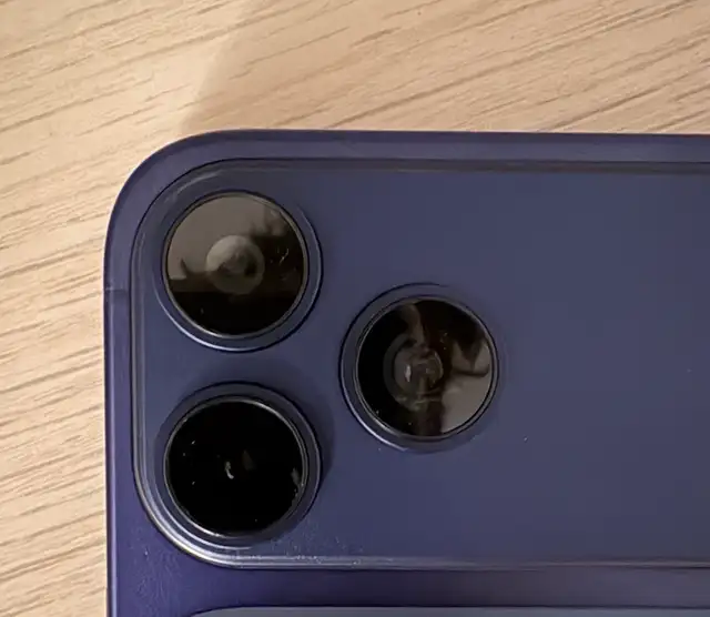iPhone 17 Pro Max 2TB in Cell Phones in Vancouver - Image 3