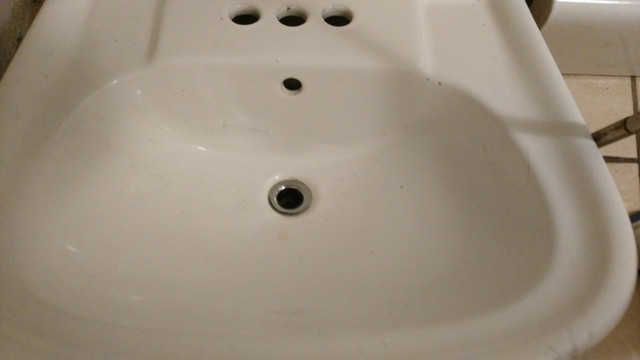 washroom vanity pedestal sink set obo in Plumbing, Sinks, Toilets & Showers in Mississauga / Peel Region