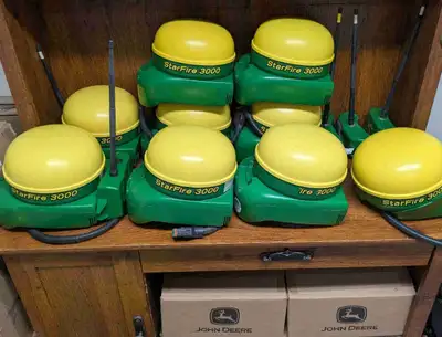Variety of Used 2011-2015 John Deere StarFire 3000 GPS Receivers with SF1. Ready to go. - $2400 - mi...
