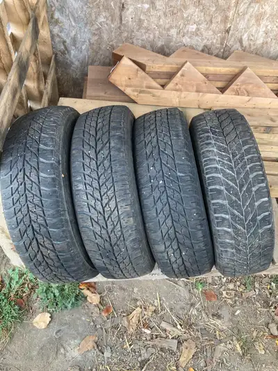 4 Goodyear UltraGrip tires Dated 2018 7/32” tread $100 cash firm. Can deliver to Coben, Renfrew, or...