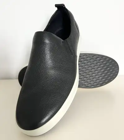 ECCO SOFT Men's Slip-In Shoes Size: US 8-8.5 BLACK LEATHER NEW, View more