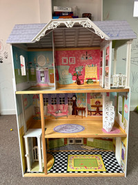 Doll House 