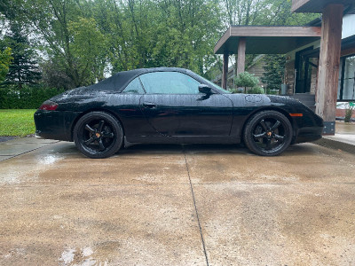 2003 Porsche Carrera 911 décapotable manuelle avec roues neuves